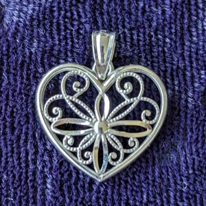 Solid 10K Gold Vintage Filigree Open Heart Pendant (White Gold)